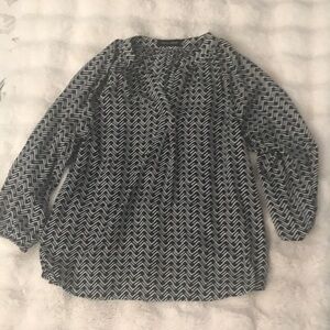 Black and White Chevron Women's Top